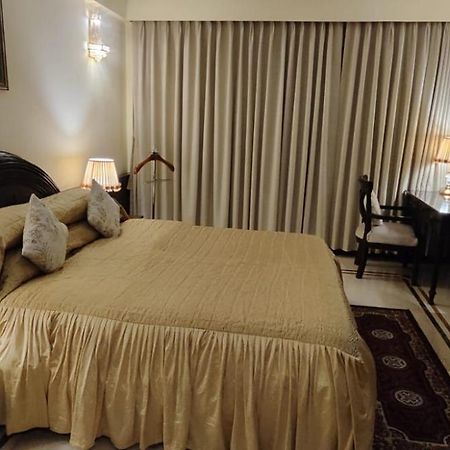 Empires Hotel Paradip Garh Exterior foto