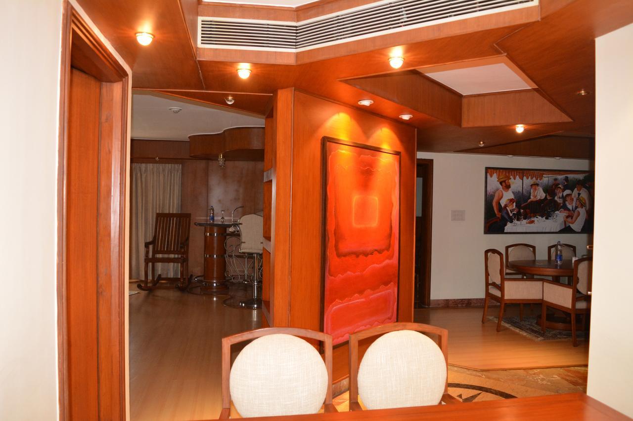 Empires Hotel Paradip Garh Habitación foto